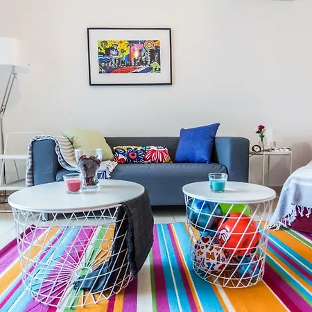 Yippee! Center Apartment *